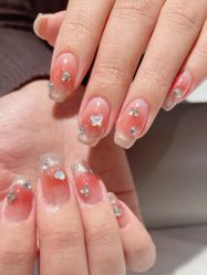 -丽心自助美甲美睫