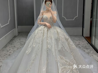 La Premiere这个品牌的衣服可太美了哦～