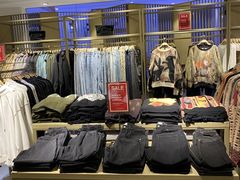 -URBAN REVIVO(北京斯普瑞斯奥特莱斯店)