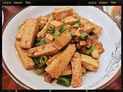 -湖南人家湘菜馆(镇江路店)