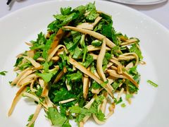香菜干丝-新吉士·上海菜(浦东LCM置汇旭辉店)