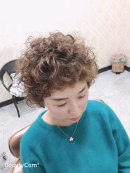 -Coo Hair salon