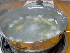 -章记正宗南岗鱼蛋火锅