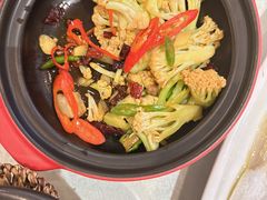 -花小蟹·无锡菜·大闸蟹文化主题餐厅·评弹表演(南长街店)