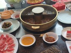 -皇城老妈·大连海鲜火锅(港湾店)