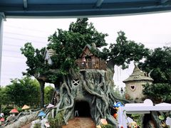 -蓝精灵乐园·世茂精灵之城主题乐园