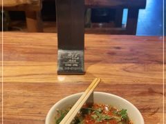 -万记麻辣烫国展总店