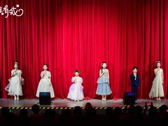 -猴有戏教育戏剧·音乐剧·主持口才·演讲朗诵辩论(环球港华师大校区)