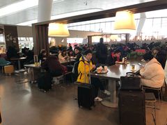 大堂-麦当劳(杭州东站高铁店)