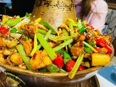 -滇越乘象云南餐厅(豆各庄店)