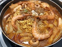 -三清洞摩西韩式年糕火锅(威高广场店)