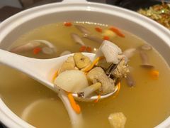 -港丽餐厅(来福士店)