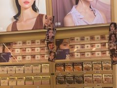 -moody彩瞳(环宇城店)