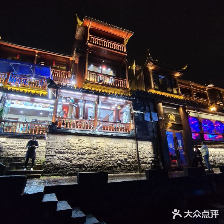 凤凰古城的夜景
