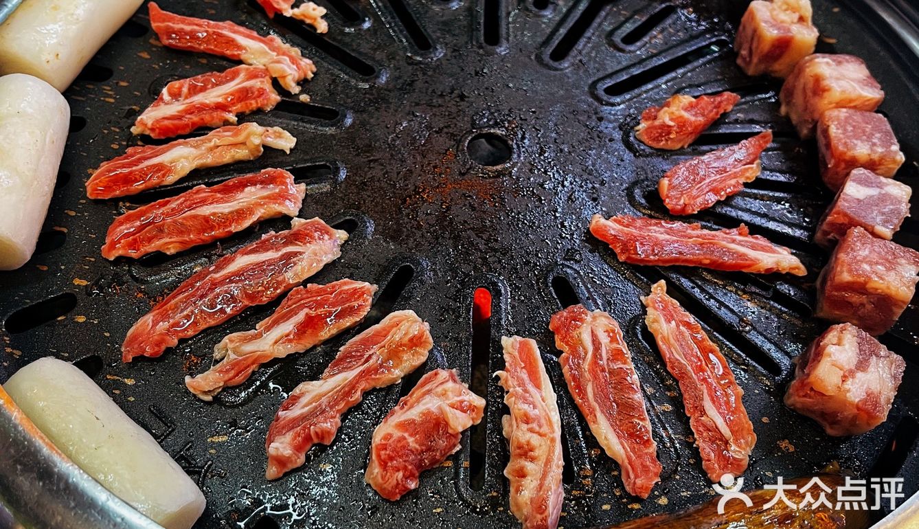 烤肉快乐[亲亲]吃肉自由