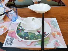 -樾餐厅泰式海鲜火锅(民歌湖店)