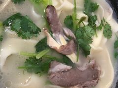 -关记·河南烩面·大盘鸡