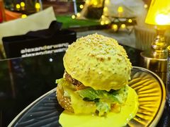 -Let'sBURGERplus·非常创意汉堡(三里屯店)