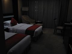 -华雅花园大酒店