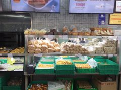 面包甜点陈列柜-闻酥园(青羊区文殊坊店)