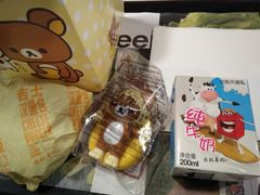 -麦当劳(乳山路店)