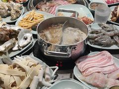 -金滏山烤肉·海鲜·火锅自助餐厅(襄阳万达店)