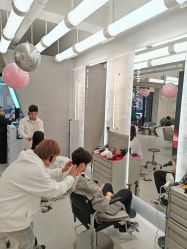 -Z.X HAIR SALON张新美业