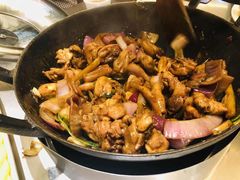 招牌胡须佬鸡煲-胡须佬鸡煲四季火锅店(石厦西村直营店)