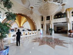 -碧中海汤泉汗蒸酒店