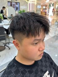 -苏奇发型·烫发染发