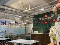 大堂-萨卡屋亲子乐园·餐厅(龙山万物工场店)