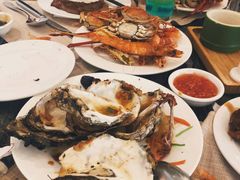 -东方红海鲜百汇(国际大厦店)