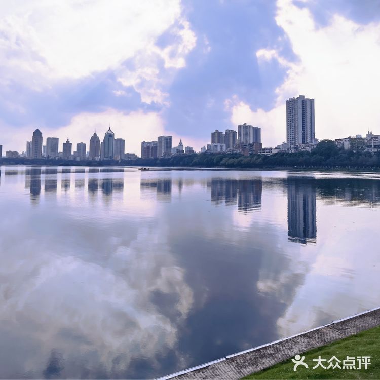 广西边境六天五夜自驾游（2）：第一天，南宁集结。