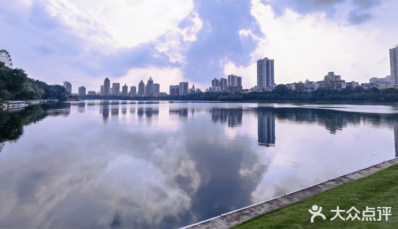 广西边境六天五夜自驾游（2）：第一天，南宁集结。