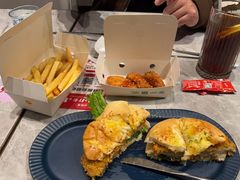 -必胜客(余姚五彩城店PH店)