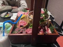 -山川小町·极番烧肉(新地假日广场店)