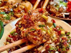 -拈签一笑黄牛肉辣卤串串