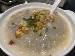 荔湾艇仔粥-卓粤拉肠(红庙店)