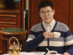 -深圳富苑皇冠假日套房酒店