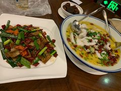 醒胃酸菜鱼-香江中餐厅·招牌鱼生·老广味道(长隆香江酒店)