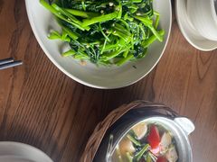 -Cau Go Vietnamese Cuisine