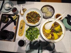 -江城小馆陕南妈妈菜·全球旅行餐厅(钟楼店)