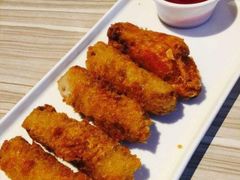 嫩牛香酥卷-必胜客(WOW中央公园店)