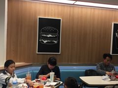 大堂-麦当劳(中唱大厦店)