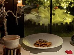 -弦月窗LUNETTE BY AMANDA(复兴路店)