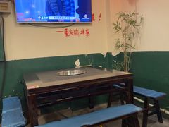 -渝井巷重庆老火锅(沈阳吉祥店)