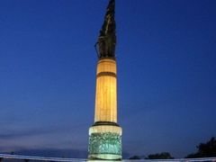 -人民防洪胜利纪念塔