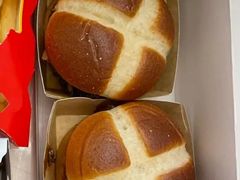 麦麦夜小堡-麦当劳(总统大酒店店)