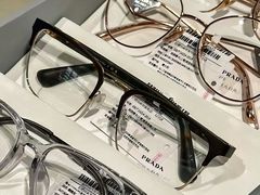 -LensCrafters亮视点·OAKLEY精选(静安嘉里中心店)