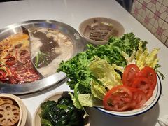 -卤校长重庆火锅(国兴店)